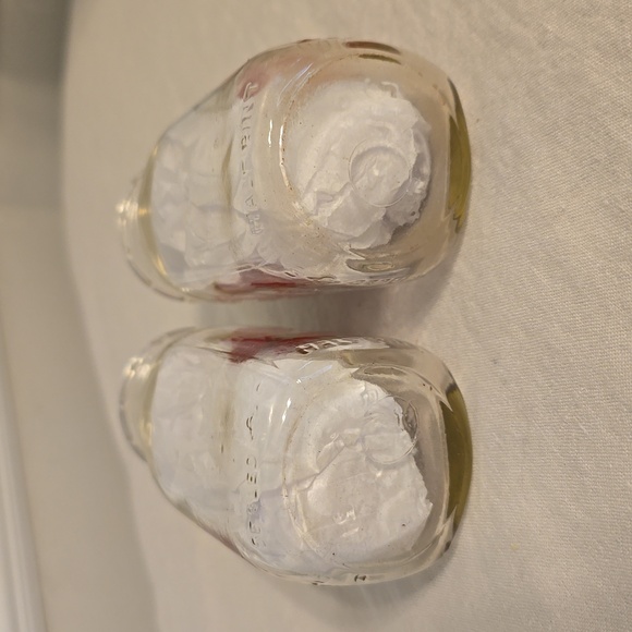 Two Miller's Milk Bottles Vintage Excellent Condition - Picture 12 of 12